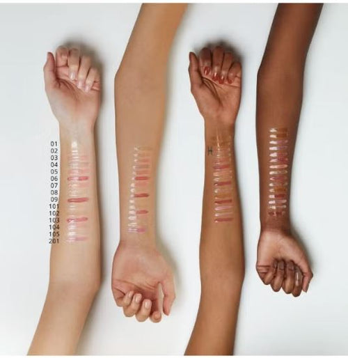Essence Extreme Shine Volume Lip Gloss | 01 Crystal Clear | Natural Shine | Plumping Effect | Moisturising & Volumizing Lip Gloss For Adults Crystal Clear3