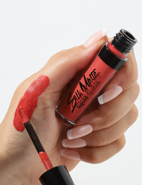 Flormar Silk Matte Liquid Lipstick Daisy 004