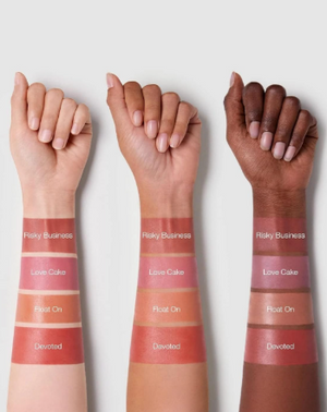sheglam color bloom liquid blush devoted 5.2ml